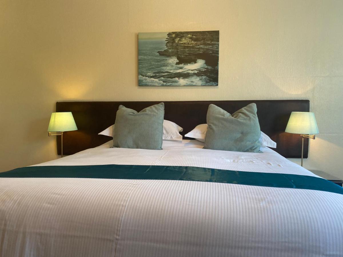 The Kingswood Guest House - Adult Only เวย์มัธ ภายนอก รูปภาพ